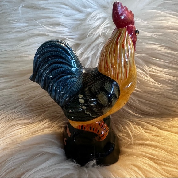 SALE!! Vintage Rooster statue hand painted.      3 - Picture 7 of 7
